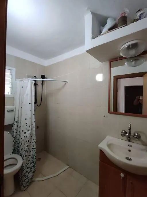 Home With A Balcony By The Sea 60-5 حيفا شقة